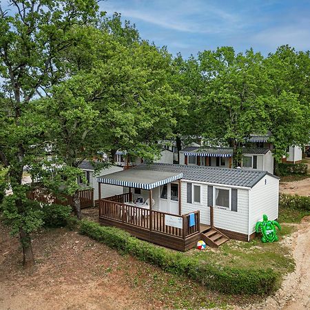Albatross Mobile Homes On Valamar Camping Lanterna Тар Экстерьер фото