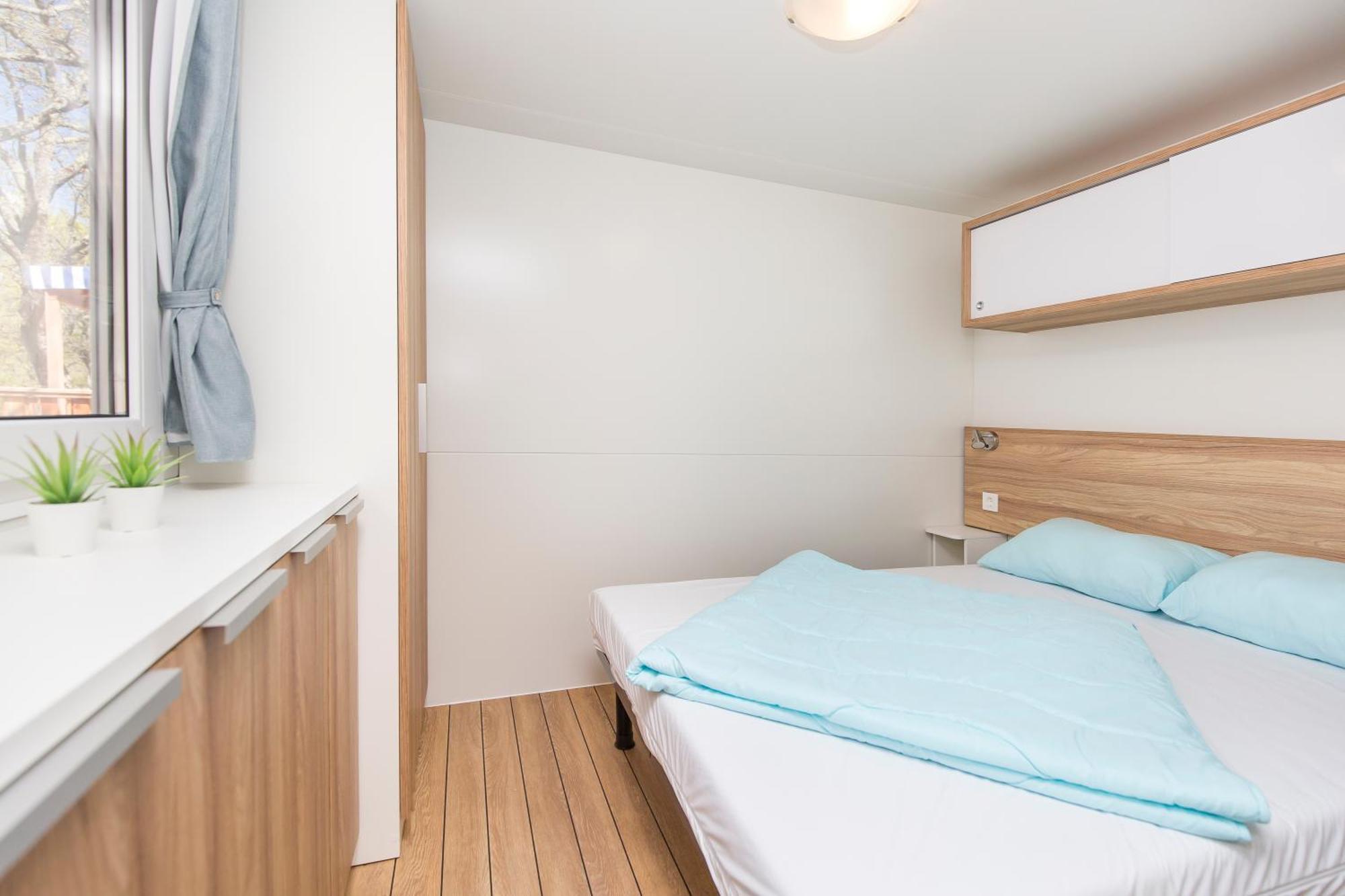 Albatross Mobile Homes On Valamar Camping Lanterna Тар Экстерьер фото